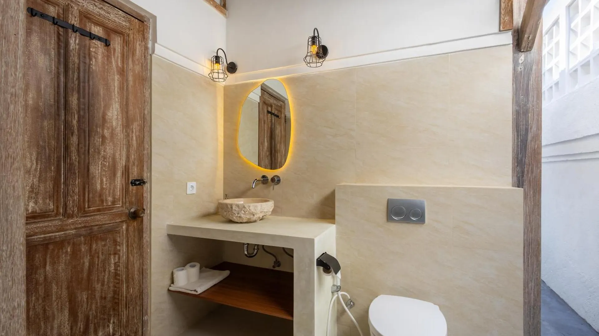 Villa Vintage 3 Canggu  Indonesia